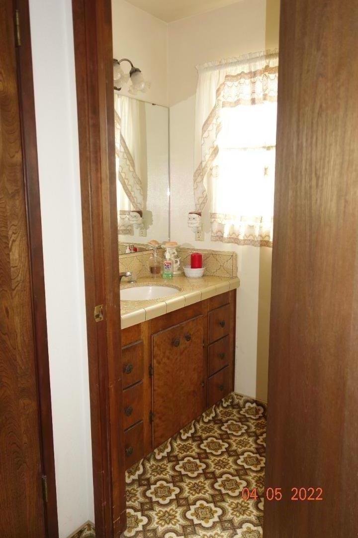2560 Fallon Road Hollister, CA 95023 - Photo 18 of 38 Gallery Image 18