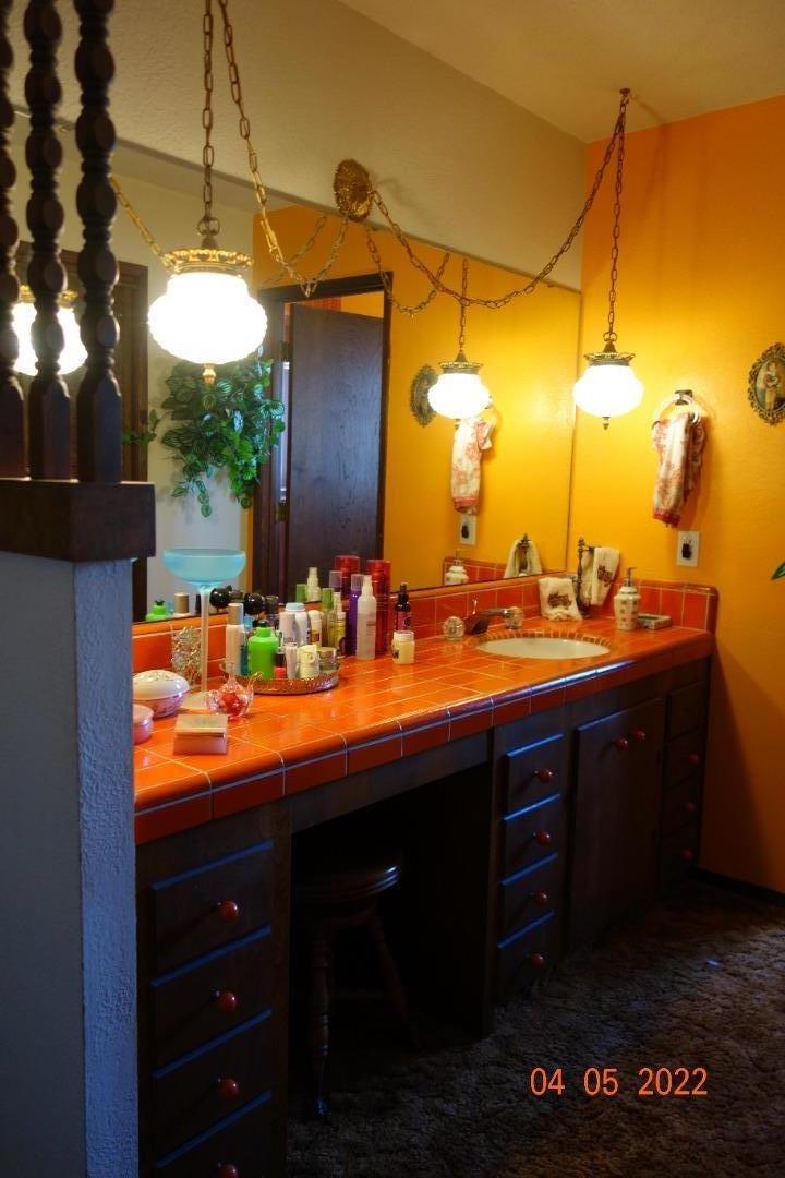 2560 Fallon Road Hollister, CA 95023 - Photo 9 of 38 Gallery Image 9
