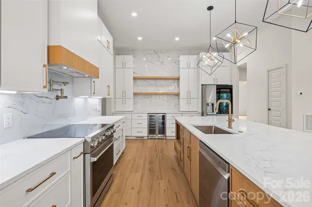 $765,000 | 5 Scott Mdws Drive, Unit 1, Asheville, NC 28806