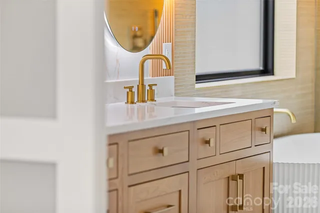 $765,000 | 5 Scott Mdws Drive, Unit 1, Asheville, NC 28806