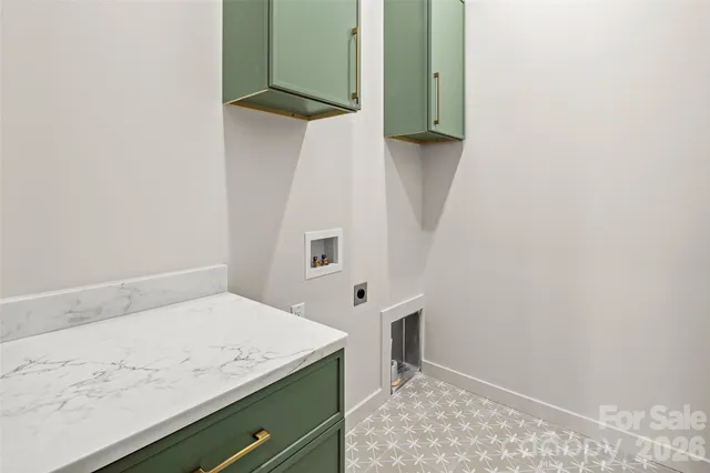 $765,000 | 5 Scott Mdws Drive, Unit 1, Asheville, NC 28806