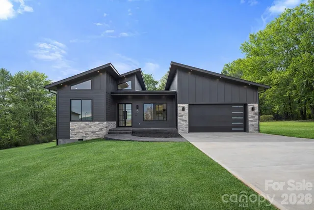 $765,000 | 5 Scott Mdws Drive, Unit 1, Asheville, NC 28806