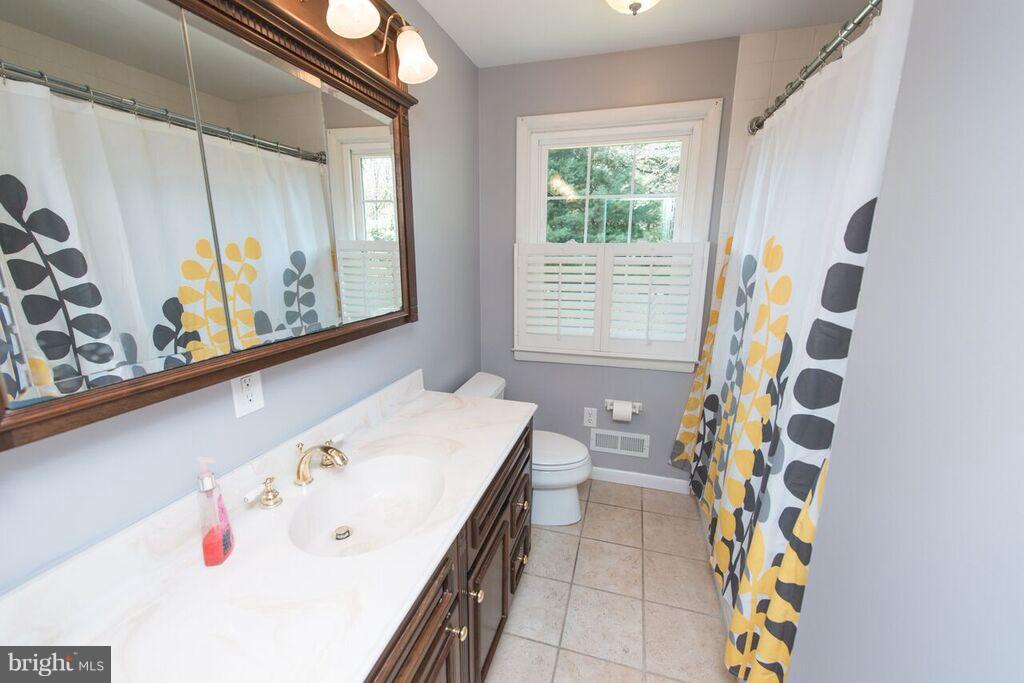 100 Fair Meadow Road Phoenix, MD 21131 - Photo 17 of 22 Bath