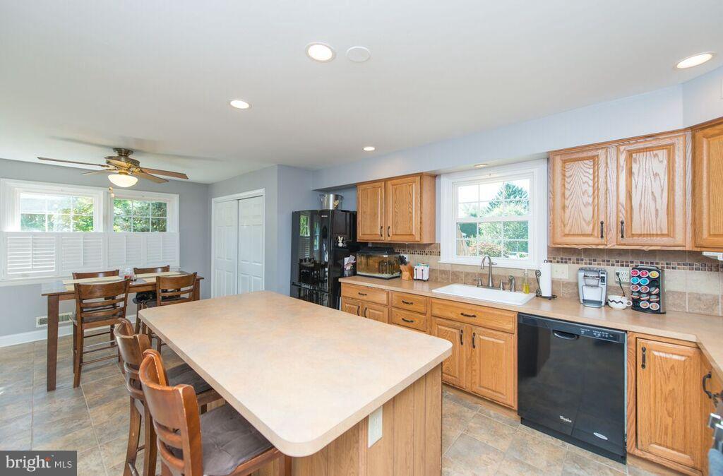 100 Fair Meadow Road Phoenix, MD 21131 - Photo 9 of 22 Kitchen