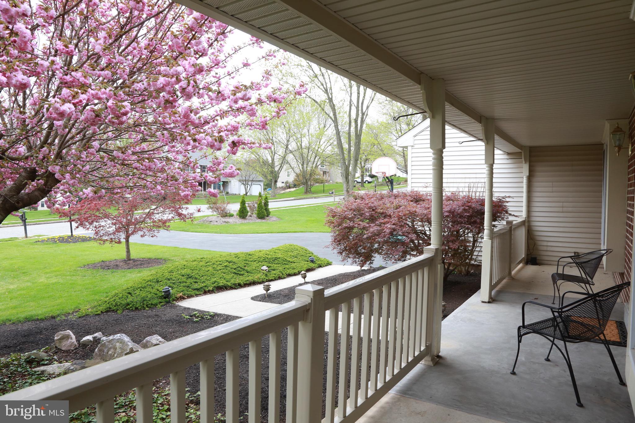 213 Ravenwood Road Exton, PA 19341 - Photo 4 of 56 Great front porch