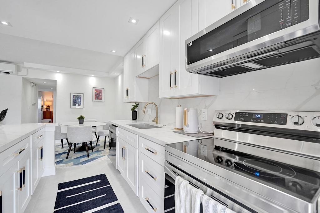 2866 Northeast 30th Street, Unit 9 Fort Lauderdale, FL 33306 - Photo 22 of 54