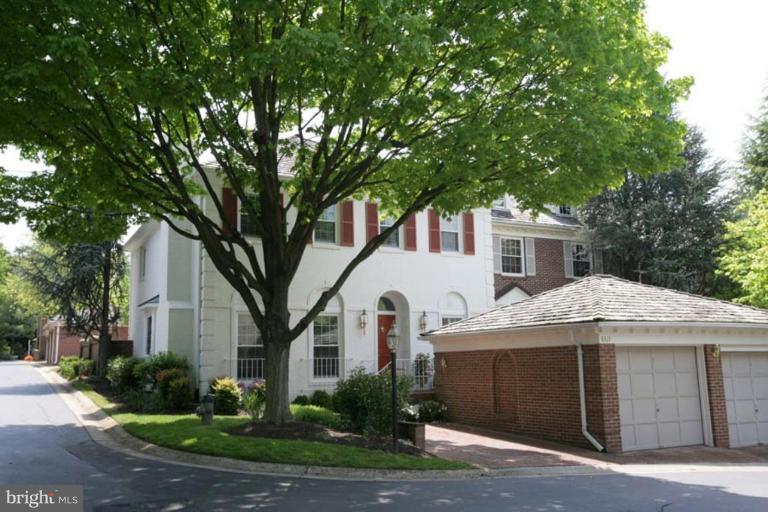 8321 Rising Ridge Way Bethesda, MD 20817 - Photo 1 of 27 Exterior (Main)