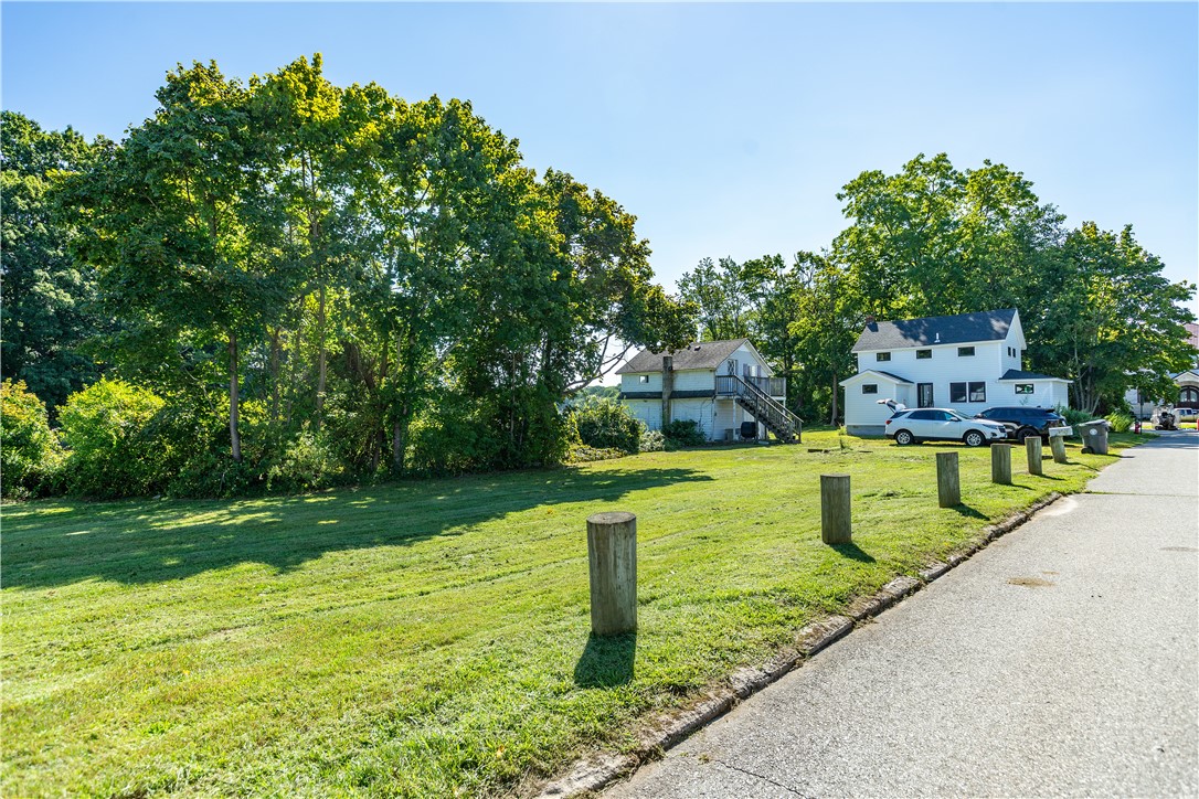 80 Carder Road Warwick, RI 02889 - Photo 2 of 8 Gallery Image 2