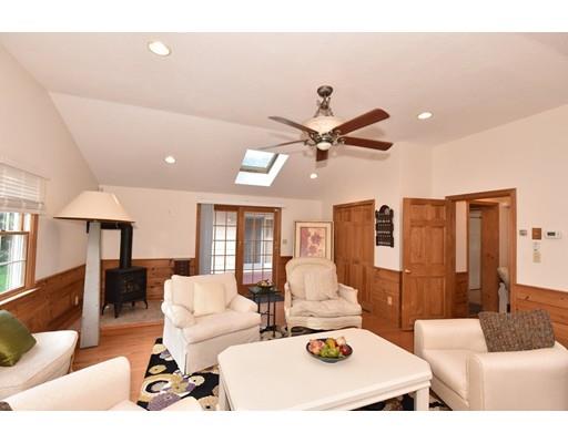 5 Richard Road Hudson, MA 01749 - Photo 6 of 26 Gallery Image 6