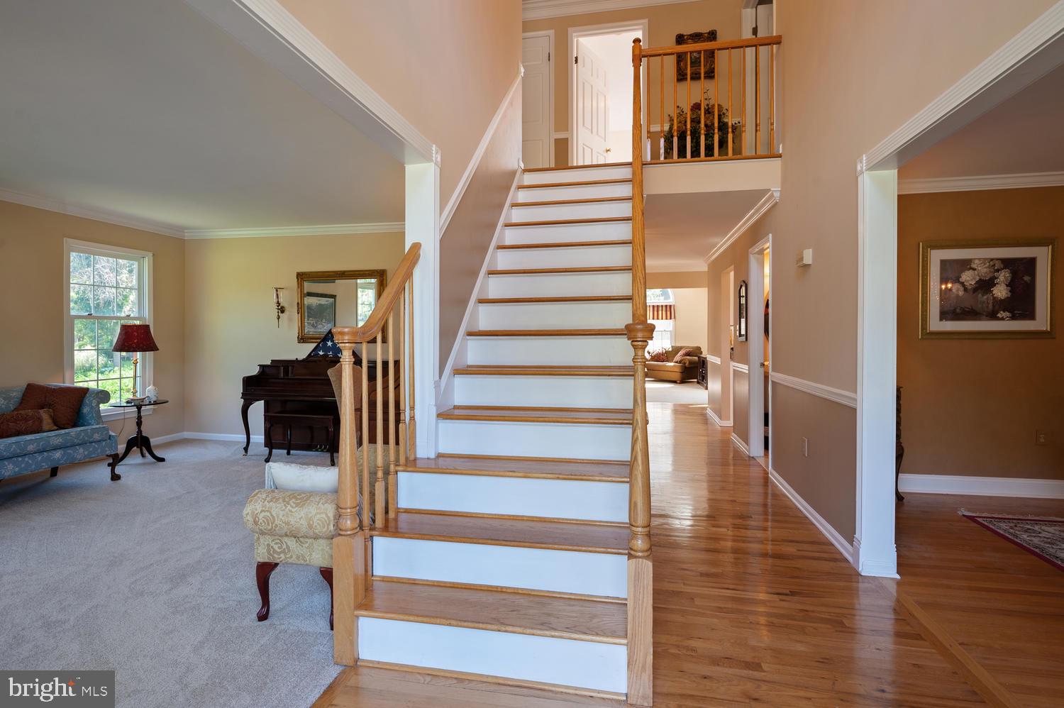 36 Wildflower Trail Robbinsville, NJ 08691 - Photo 2 of 34 Foyer