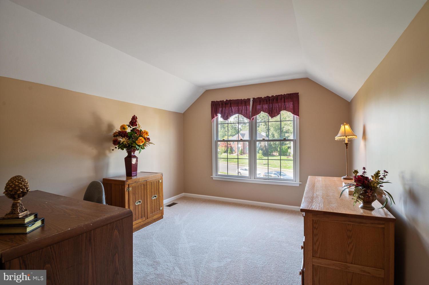 36 Wildflower Trail Robbinsville, NJ 08691 - Photo 25 of 34 Master bedroom sitting area
