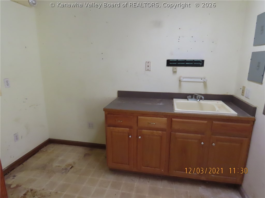 2339 Scott Depot Road Scott Depot, WV 25560 - Photo 27 of 35 Gallery Image 27