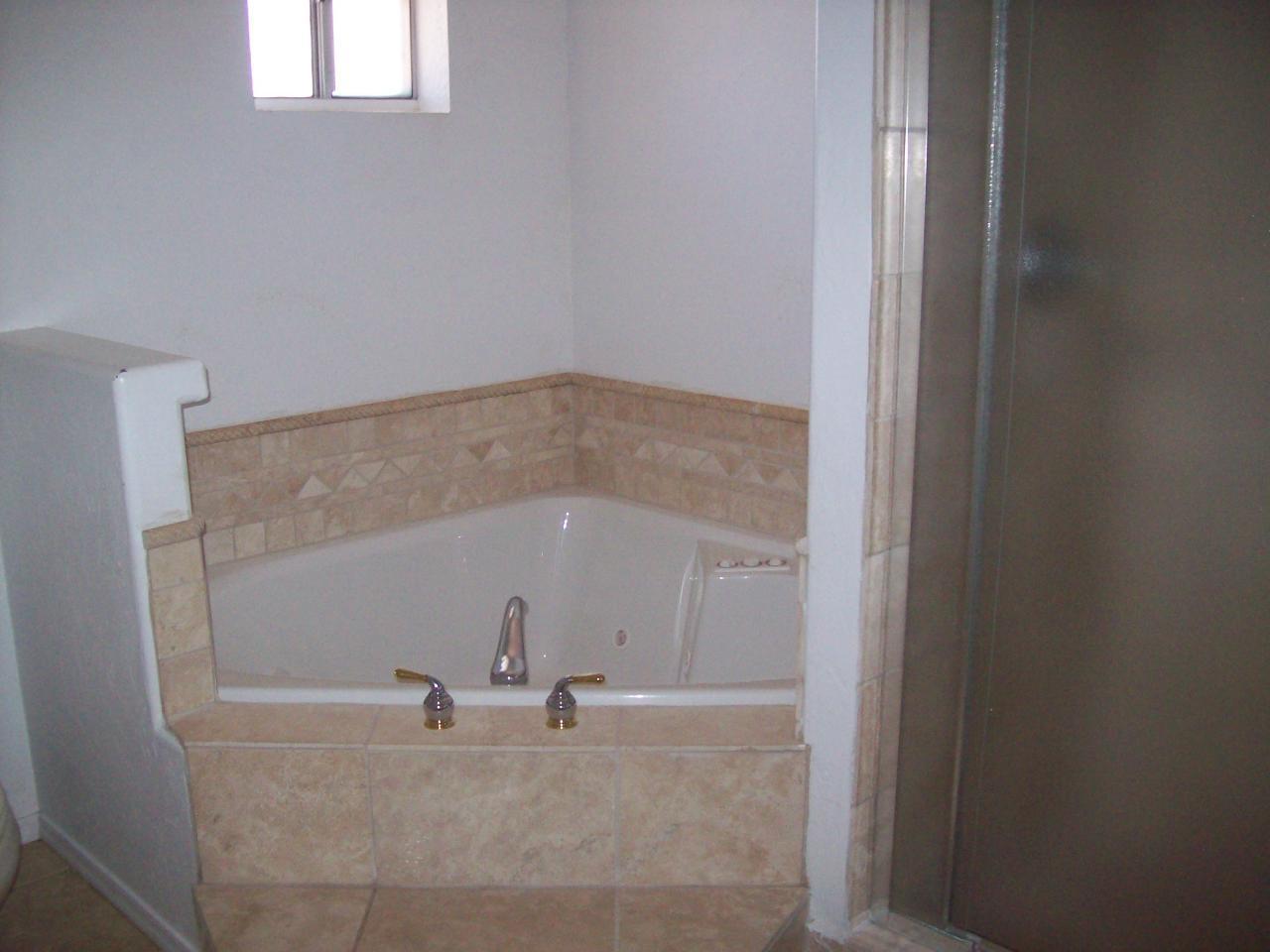 925 Via Rosamorada Rio Rico, AZ 85648 - Photo 7 of 8