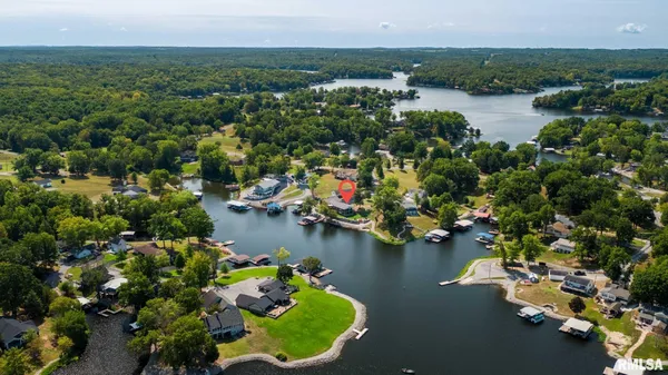$749,900 | 622 Dongola Court, Creal Springs, IL 62922