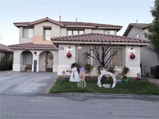 $720,000 | 3716 Honey Crest Drive, Las Vegas, NV 89135