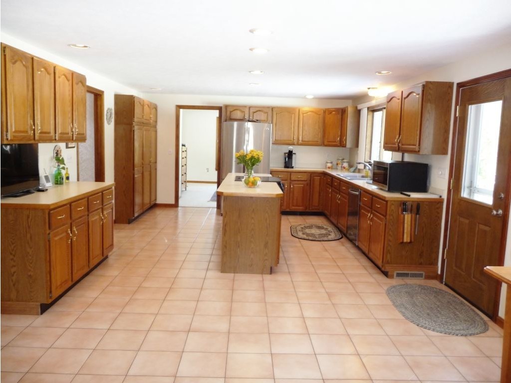 12 Old Mill Road Windham, NH 03087 - Photo 6 of 29