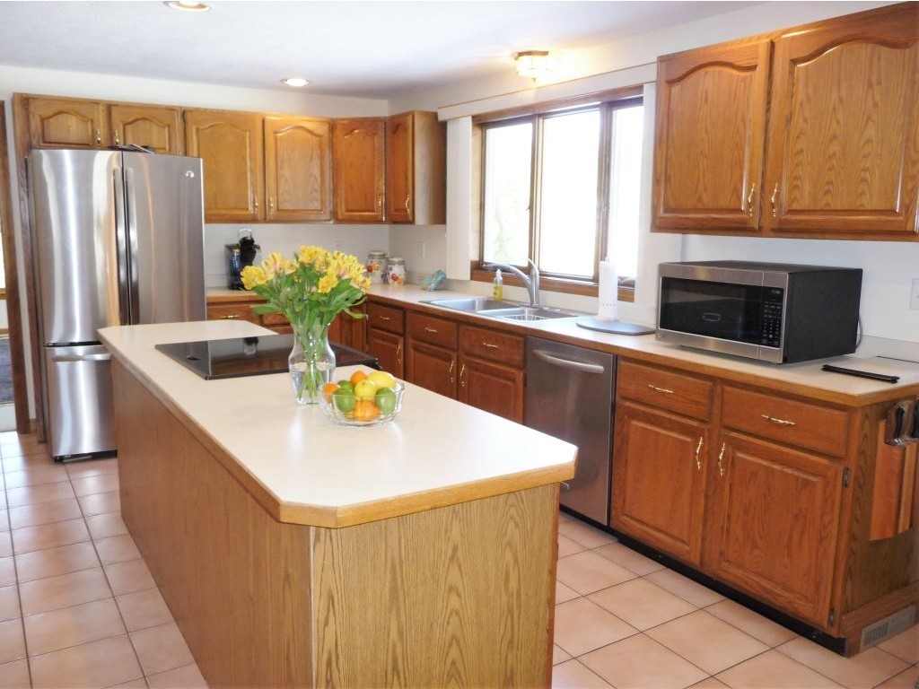 12 Old Mill Road Windham, NH 03087 - Photo 8 of 29