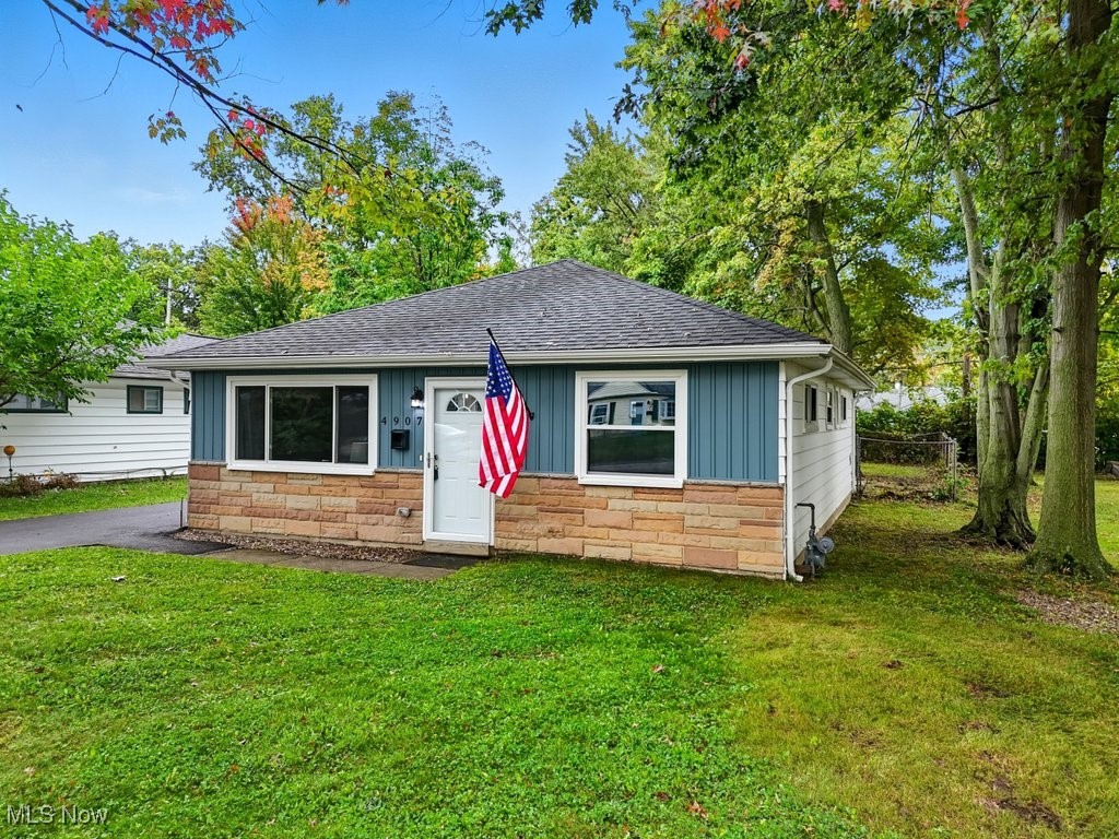 4907 Wake Robin Road Mentor, OH 44060 - Photo 2 of 29 Gallery Image 2