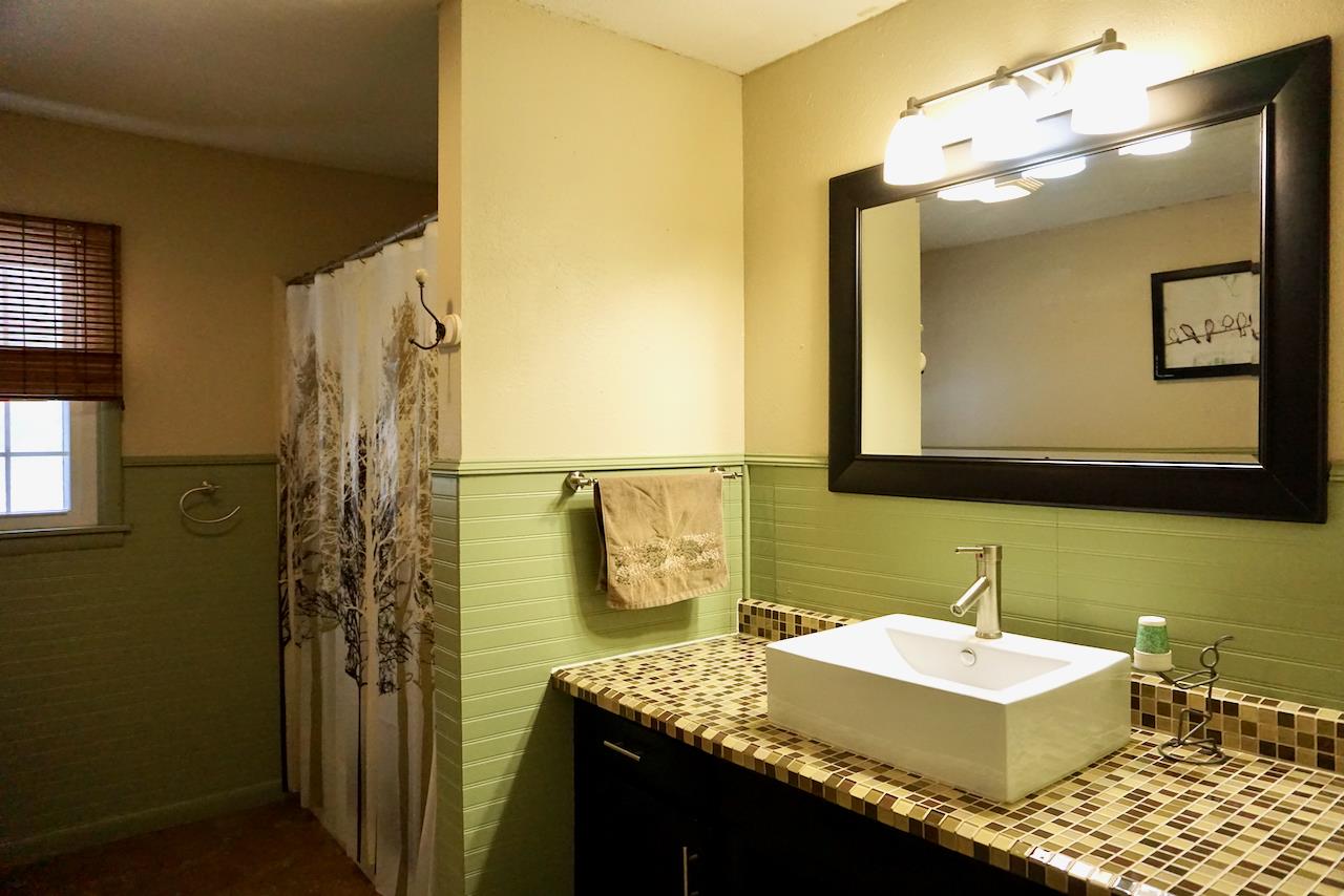 3224 Townline Road East Traverse City, MI 49686 - Photo 9 of 28 1884410-8.JPG