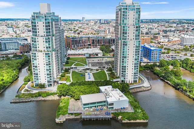 $310,000 | 901 North Penn Street, Unit P404, Philadelphia, PA 19123