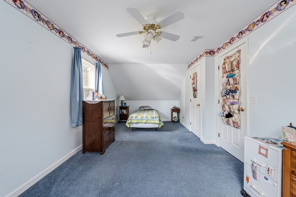 184 Russell Street Springfield, MA 01104 - Photo 16 of 28 a view of entryway with furniture