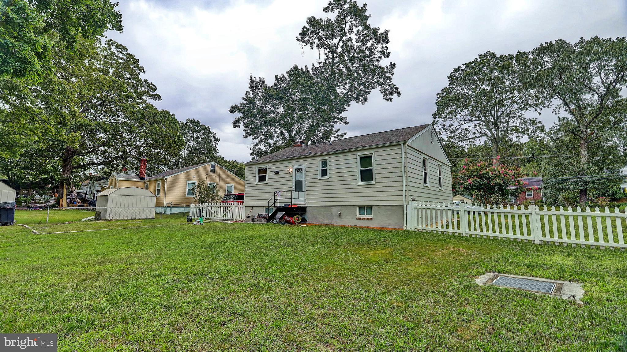 6404 Woodley Road Clinton, MD 20735 - Photo 2 of 30 Backyard
