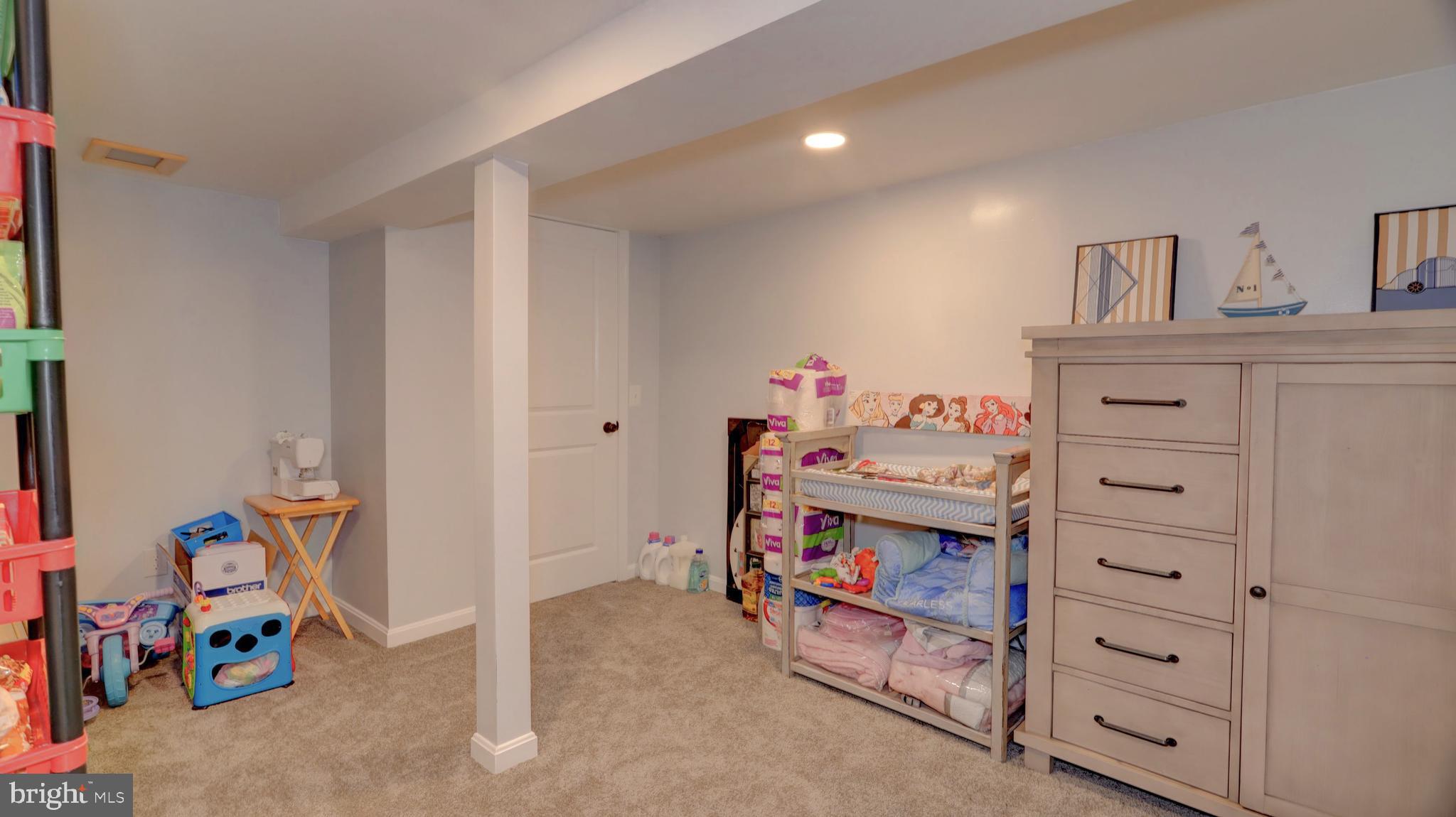 6404 Woodley Road Clinton, MD 20735 - Photo 12 of 30 Bedroom
