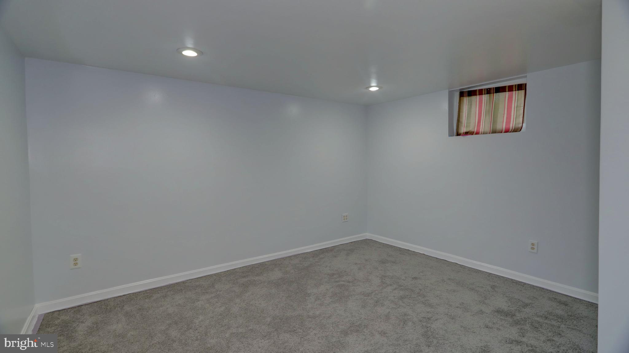 6404 Woodley Road Clinton, MD 20735 - Photo 17 of 30 Den