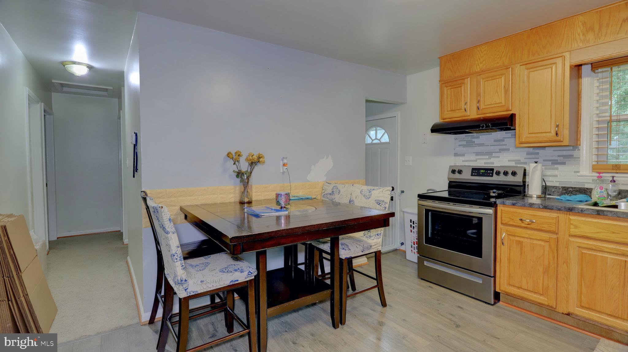 6404 Woodley Road Clinton, MD 20735 - Photo 5 of 30 Kitchen