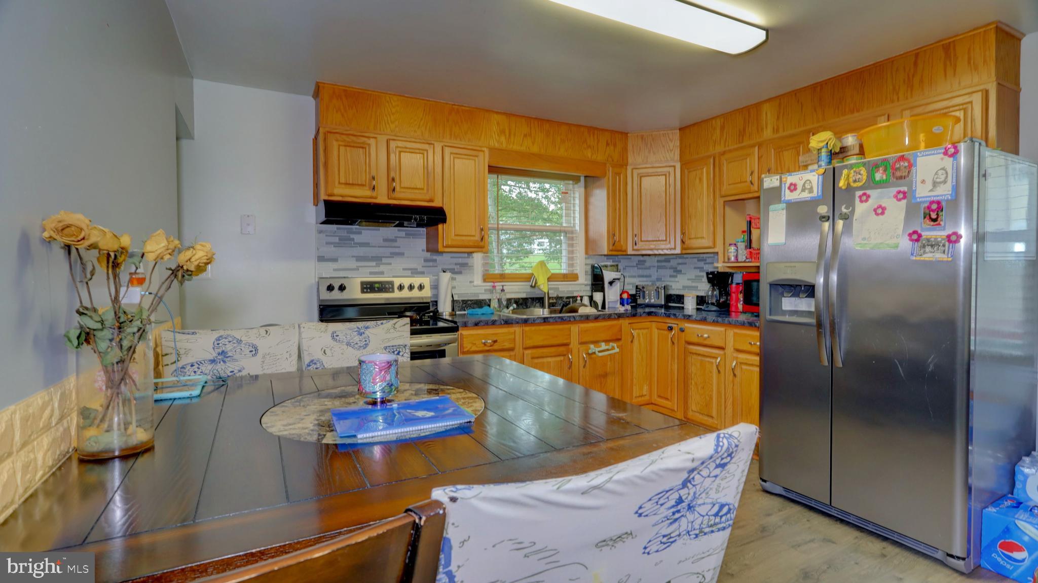 6404 Woodley Road Clinton, MD 20735 - Photo 6 of 30 Kitchen