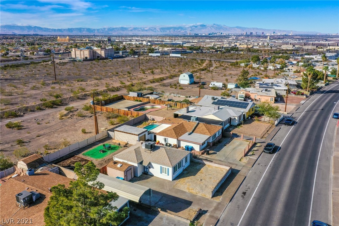 309 West Basic Road Henderson, NV 89015 - Photo 1 of 18
