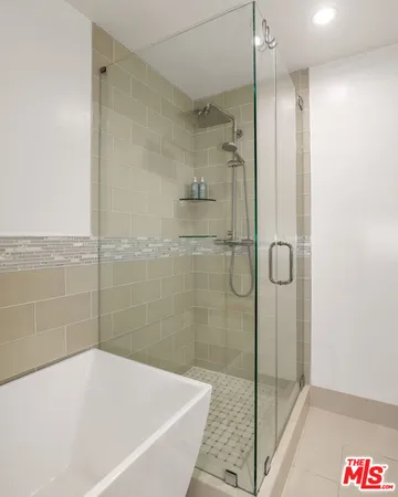 $777,000 | 165 North Swall Drive, Unit 101, Beverly Hills, CA 90211