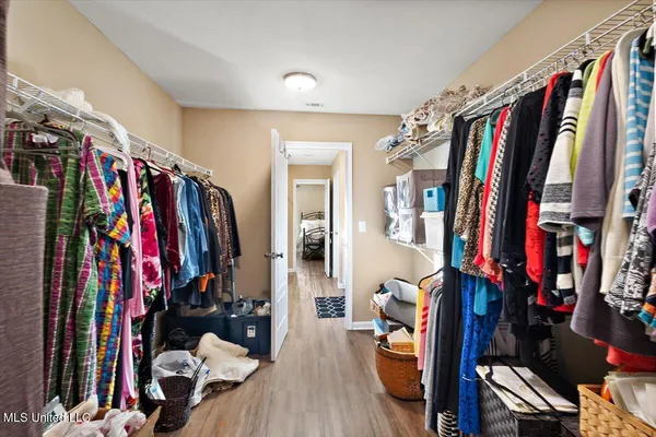 $294,500 | 814 Stones Throw Drive, Brandon, MS 39042