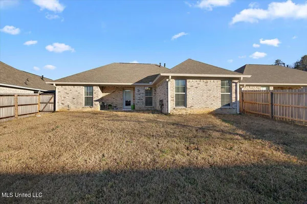 $294,500 | 814 Stones Throw Drive, Brandon, MS 39042