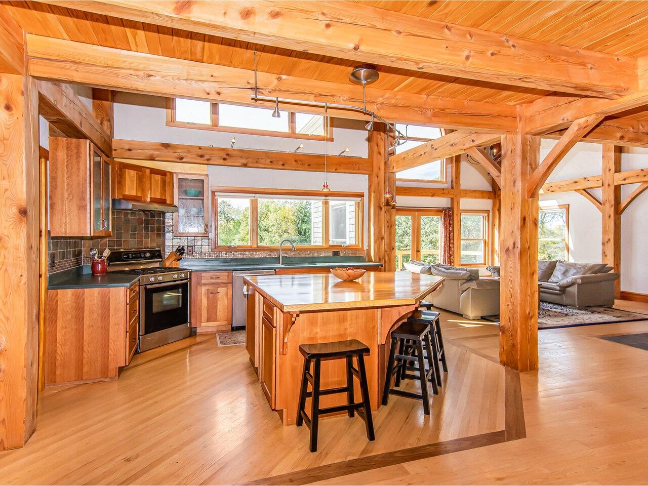 2030 Greenbush Road Charlotte, VT 05445 - Photo 5 of 38 Gallery Image 5