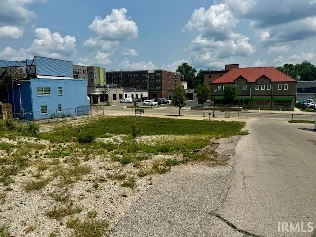 $899,900 | 424 South Walnut Street, Bloomington, IN 47401