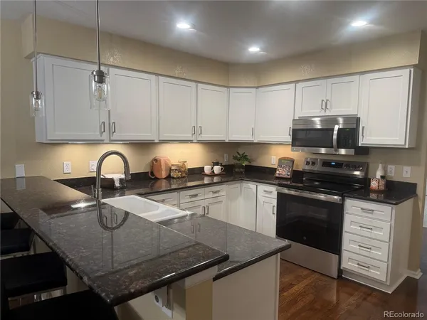 $675,000 | 7645 South Ivanhoe Way, Centennial, CO 80112