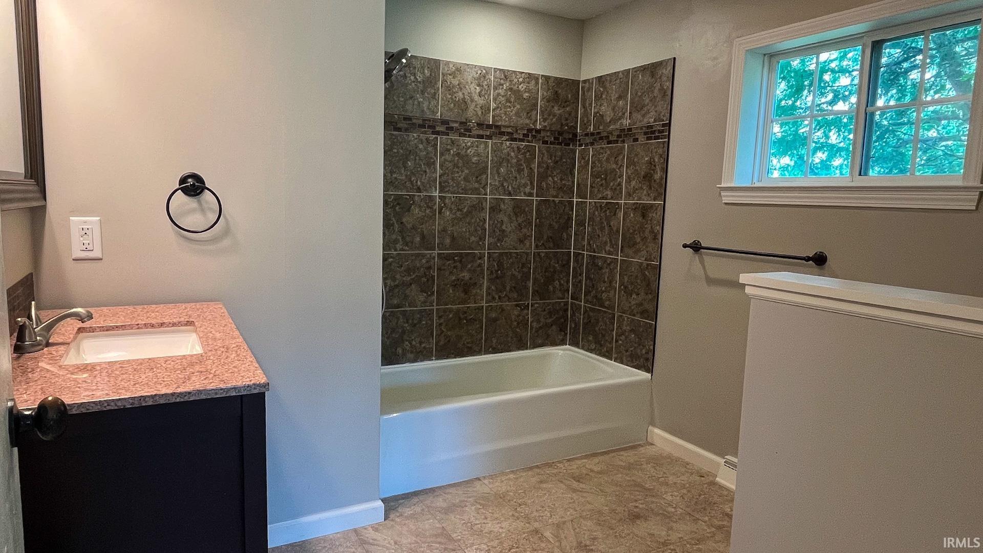 5208 Hursh Road Fort Wayne, IN 46845 - Photo 17 of 24