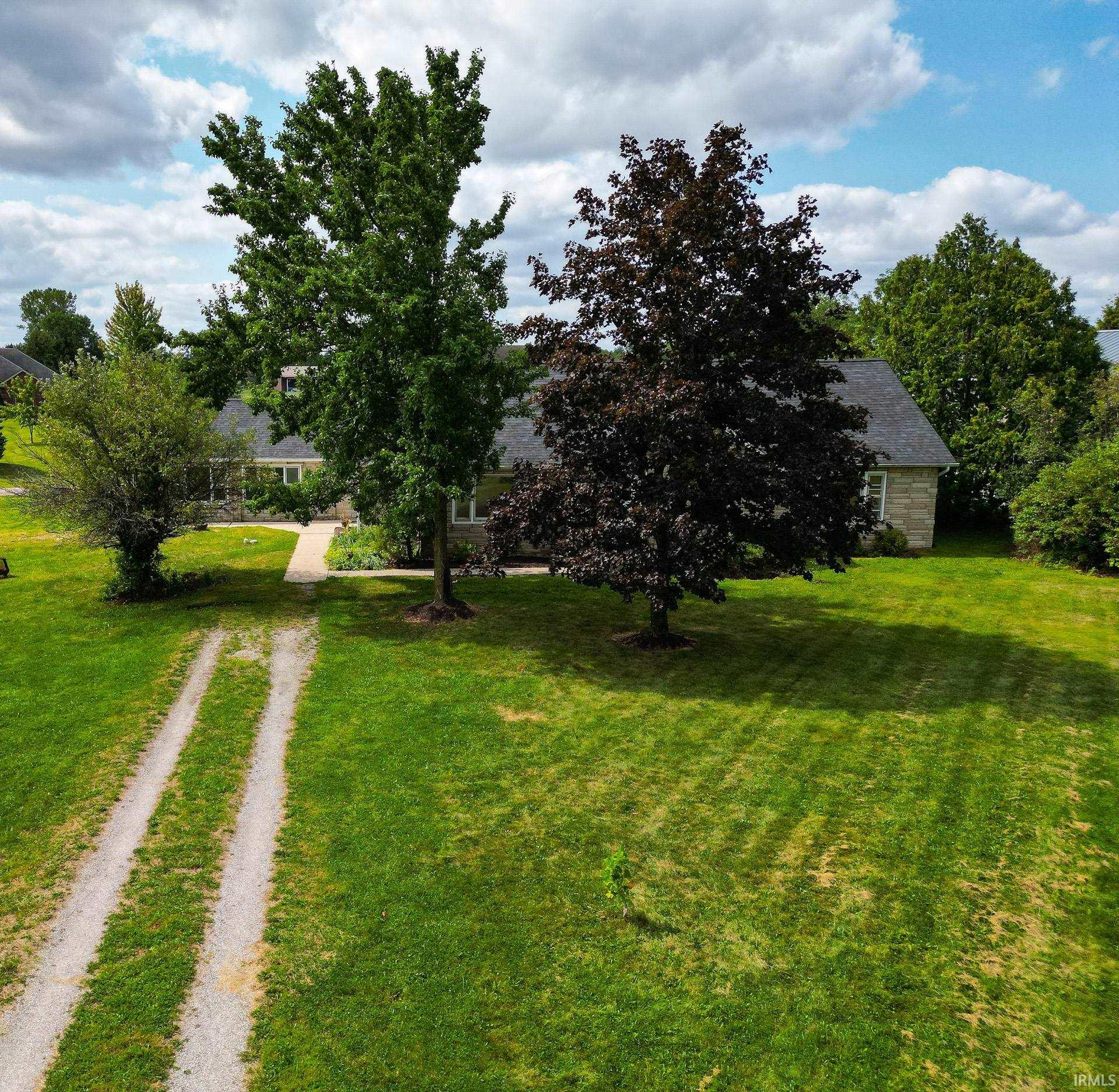 5208 Hursh Road Fort Wayne, IN 46845 - Photo 3 of 24