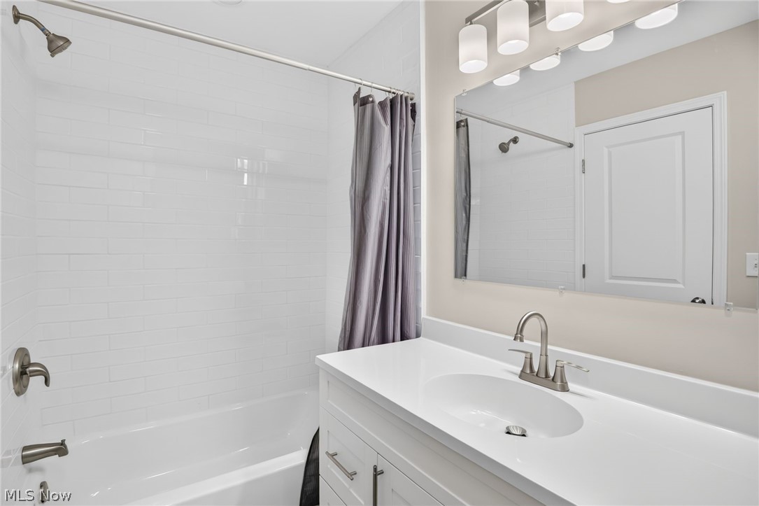 208 Sunset Road Avon Lake, OH 44012 - Photo 21 of 43 Gallery Image 21