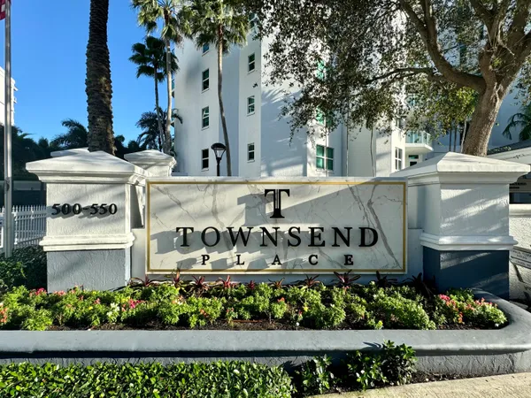 $6,800 | 500 Southeast Mizner Boulevard, Unit A310, Boca Raton, FL 33432
