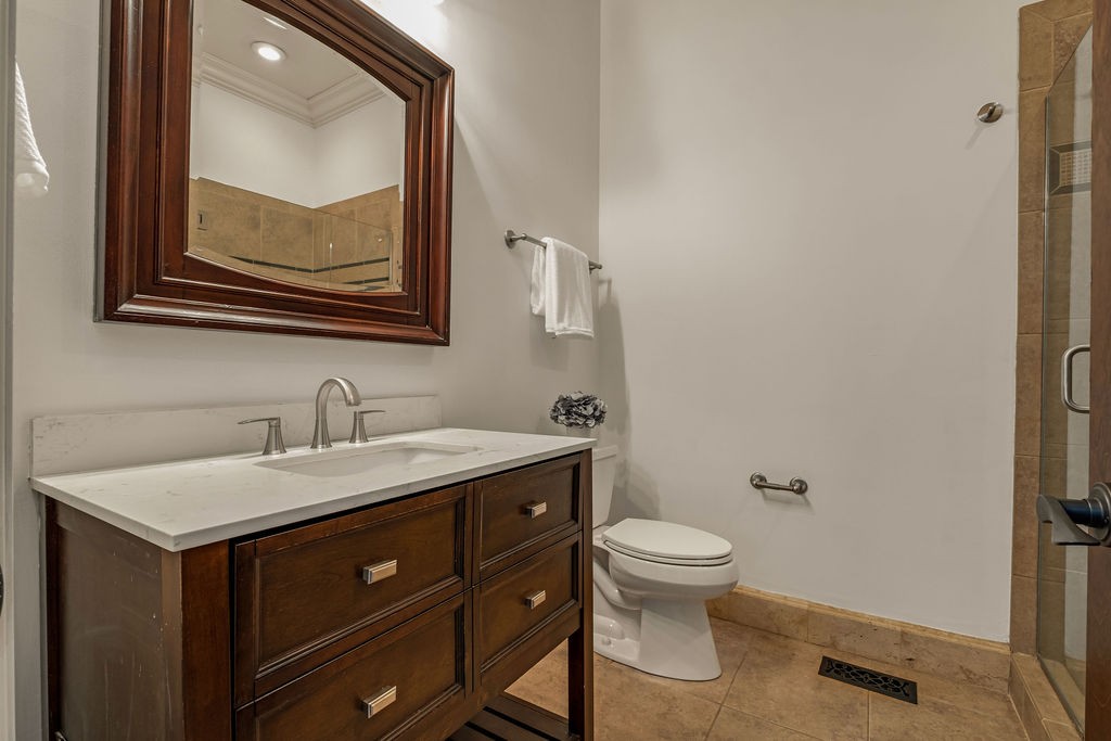 110 Devan Kishan Way Mount Juliet, TN 37122 - Photo 47 of 76 a bathroom with a toilet a sink and mirror