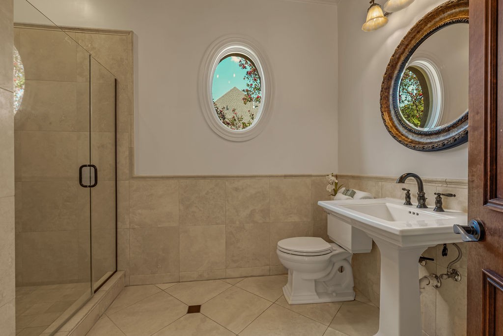 110 Devan Kishan Way Mount Juliet, TN 37122 - Photo 50 of 76 a bathroom with a toilet and a sink