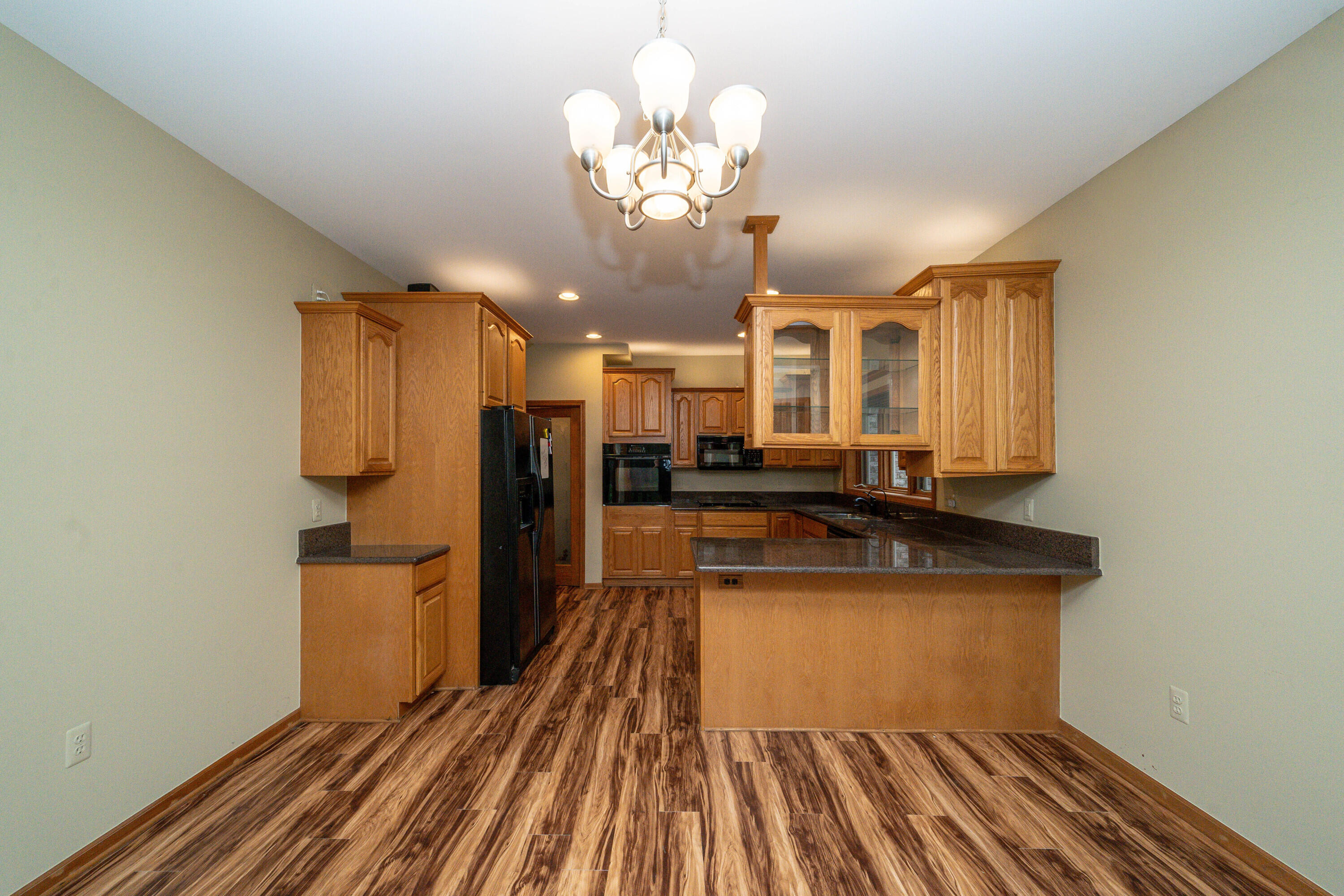 34554 Quaker Valley Road Farmington Hills, MI 48331 - Photo 12 of 56 023_61