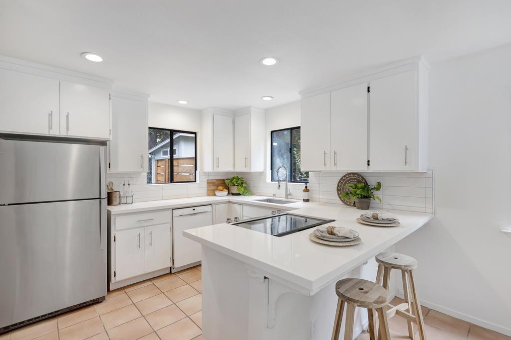 835 Browns Valley Road Watsonville, CA 95076 - Photo 11 of 40 Gallery Image 11