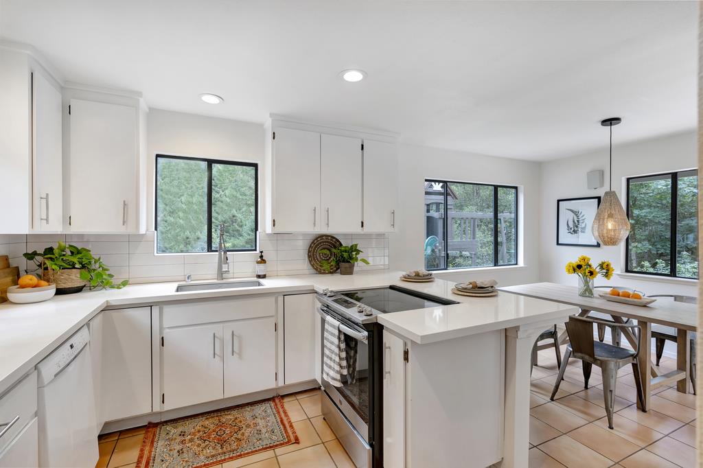 835 Browns Valley Road Watsonville, CA 95076 - Photo 3 of 40 Gallery Image 3