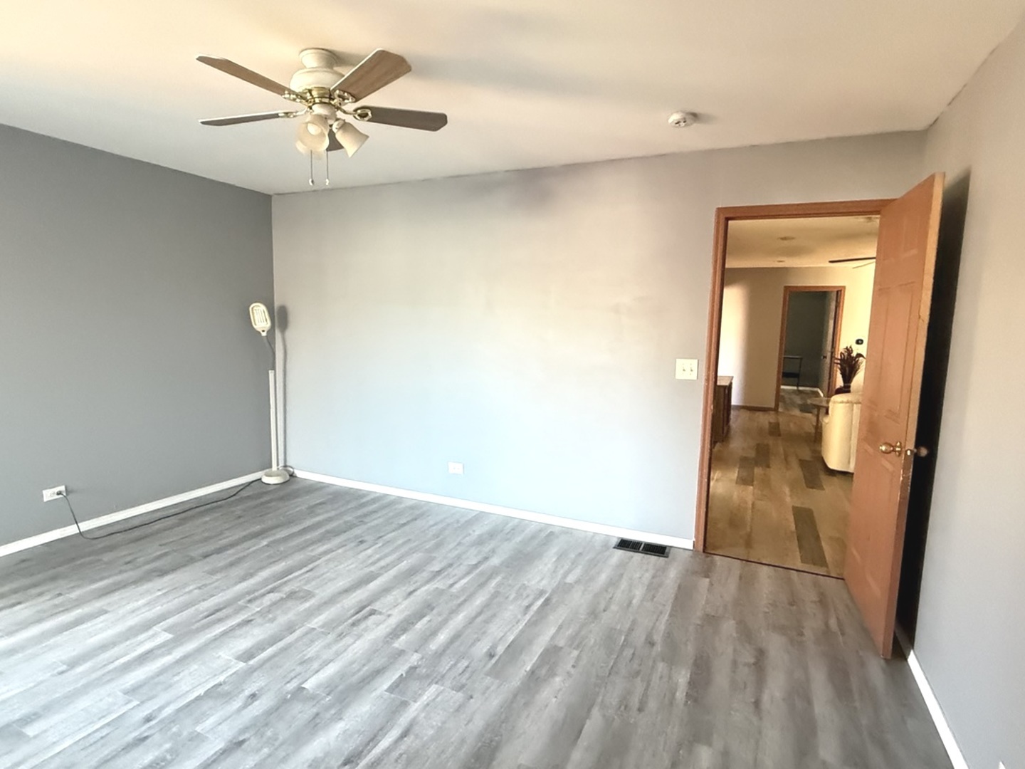 529 North Ravine Drive Round Lake Park, IL 60073 - Photo 14 of 45