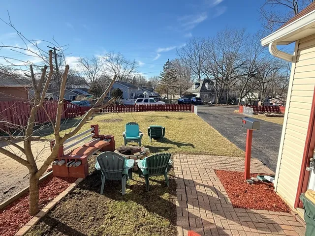 $275,000 | 529 North Ravine Drive, Round Lake Park, IL 60073