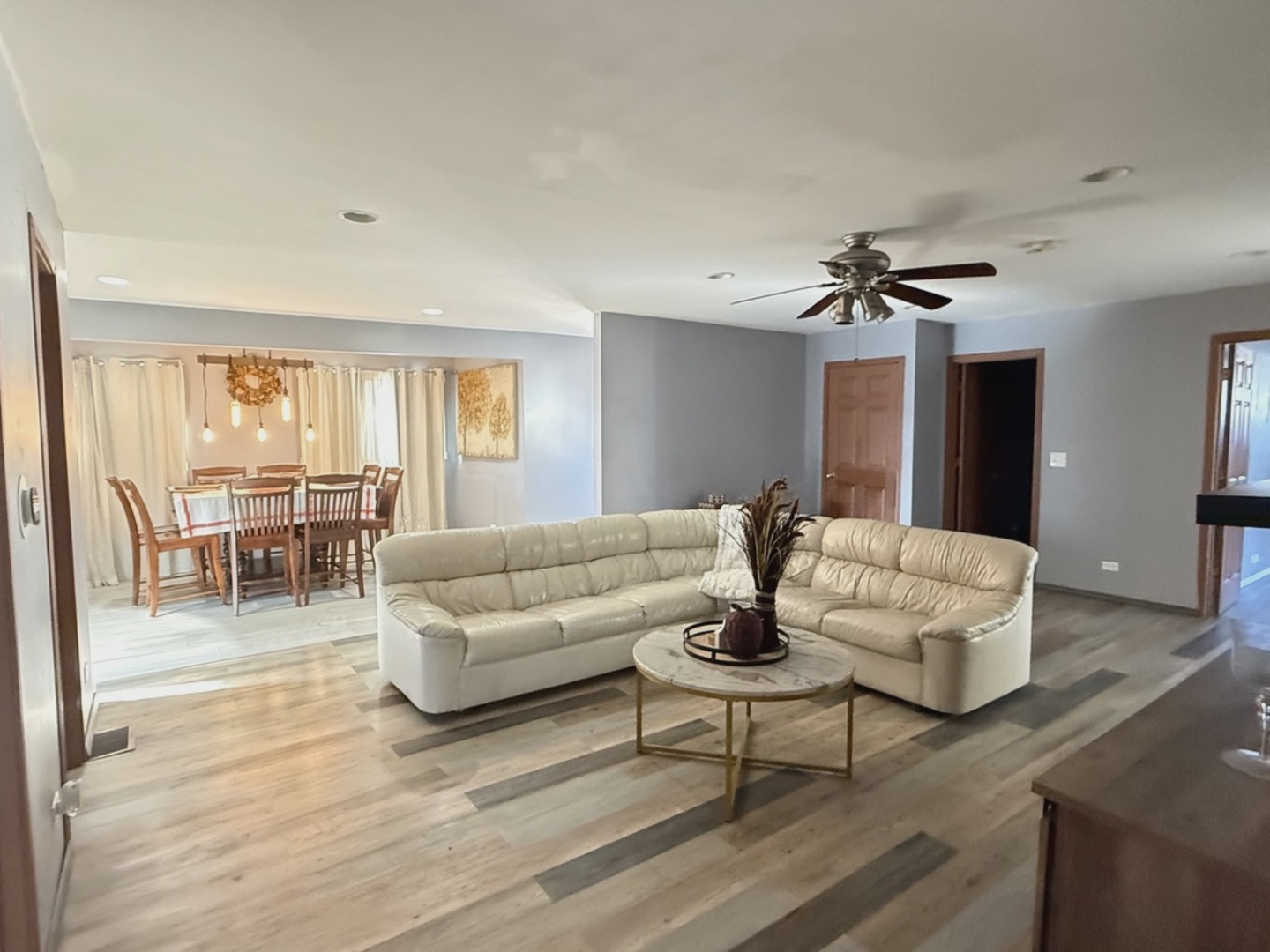 529 North Ravine Drive Round Lake Park, IL 60073 - Photo 5 of 45