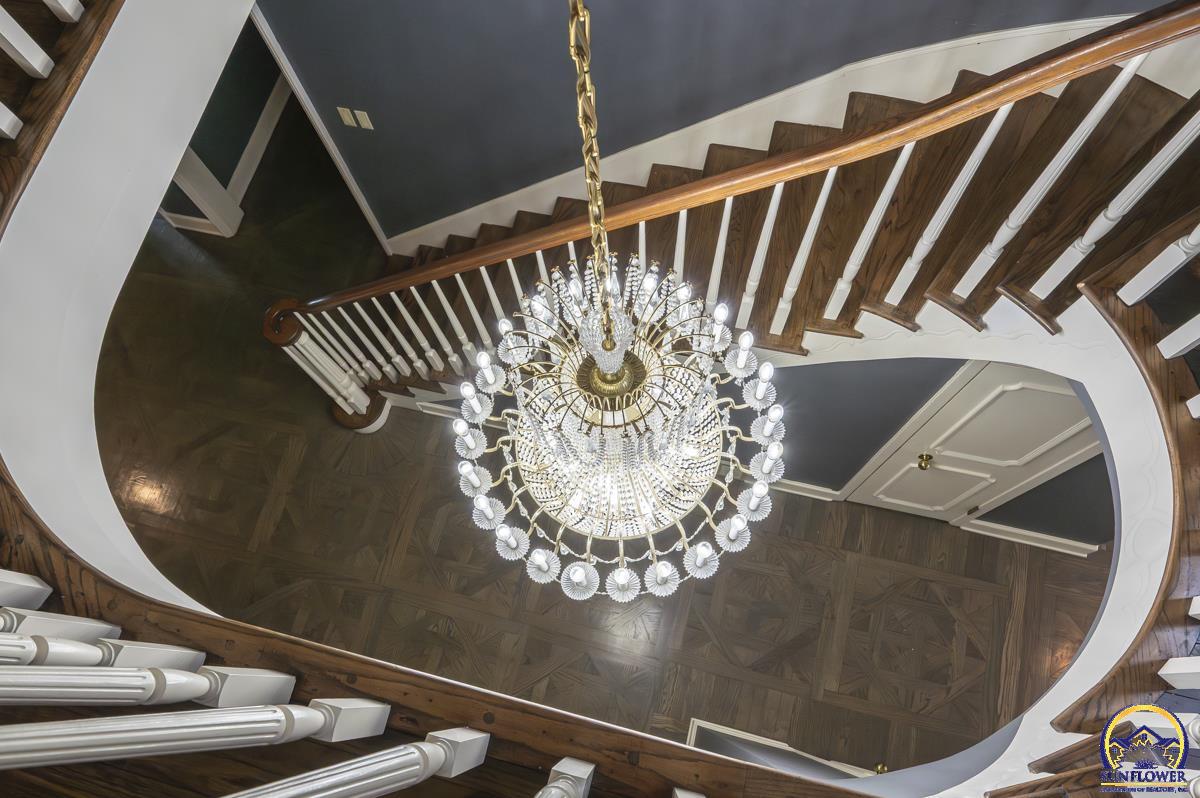 1533 Southwest Stratford Road Topeka, KS 66604 - Photo 28 of 56